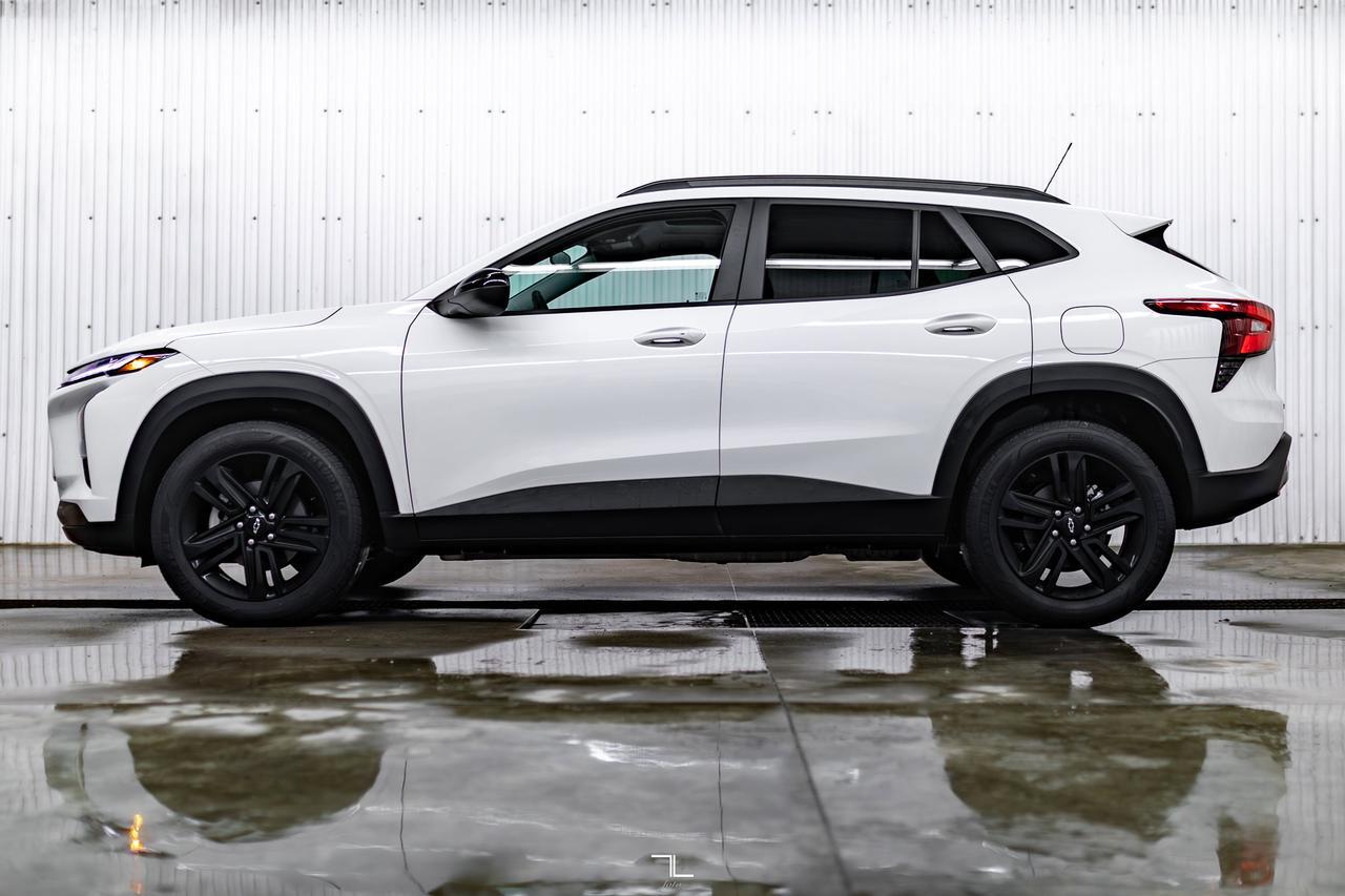 2025 Chevrolet Trax FWD Activ Leather Roof BCam Red Deer AB