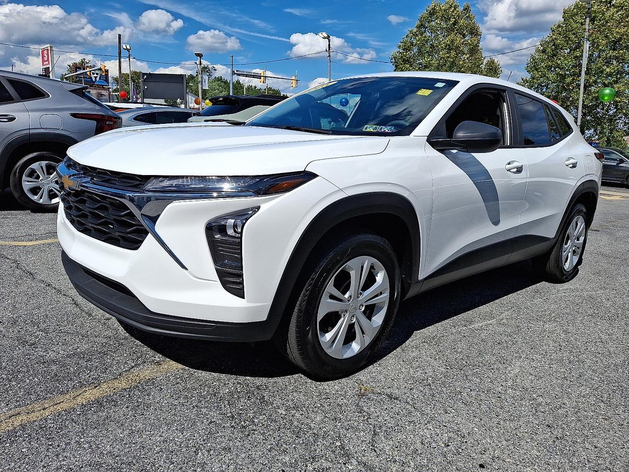 2025 Chevrolet Trax FWD LS
