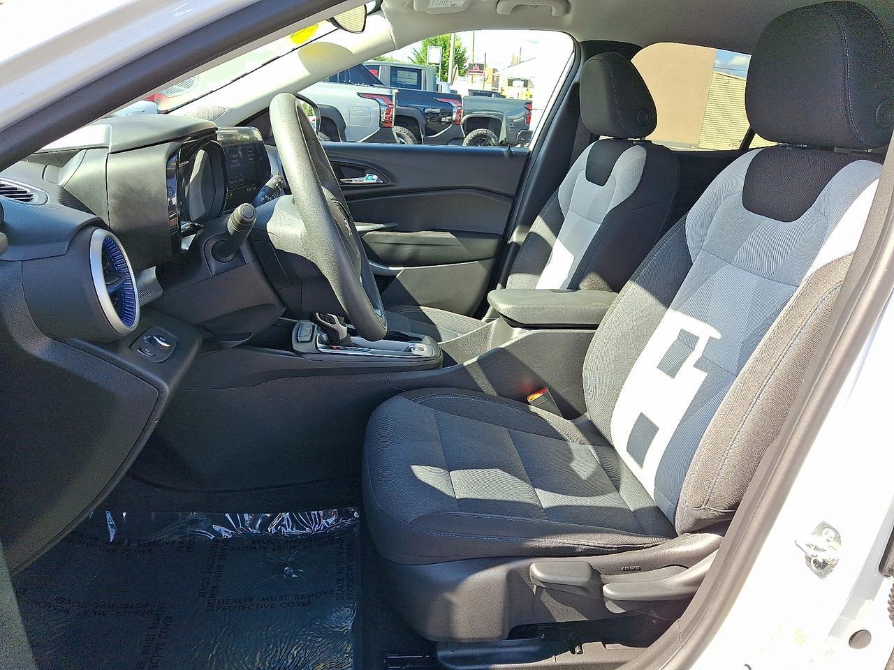 2025 Chevrolet Trax FWD LS Allentown PA