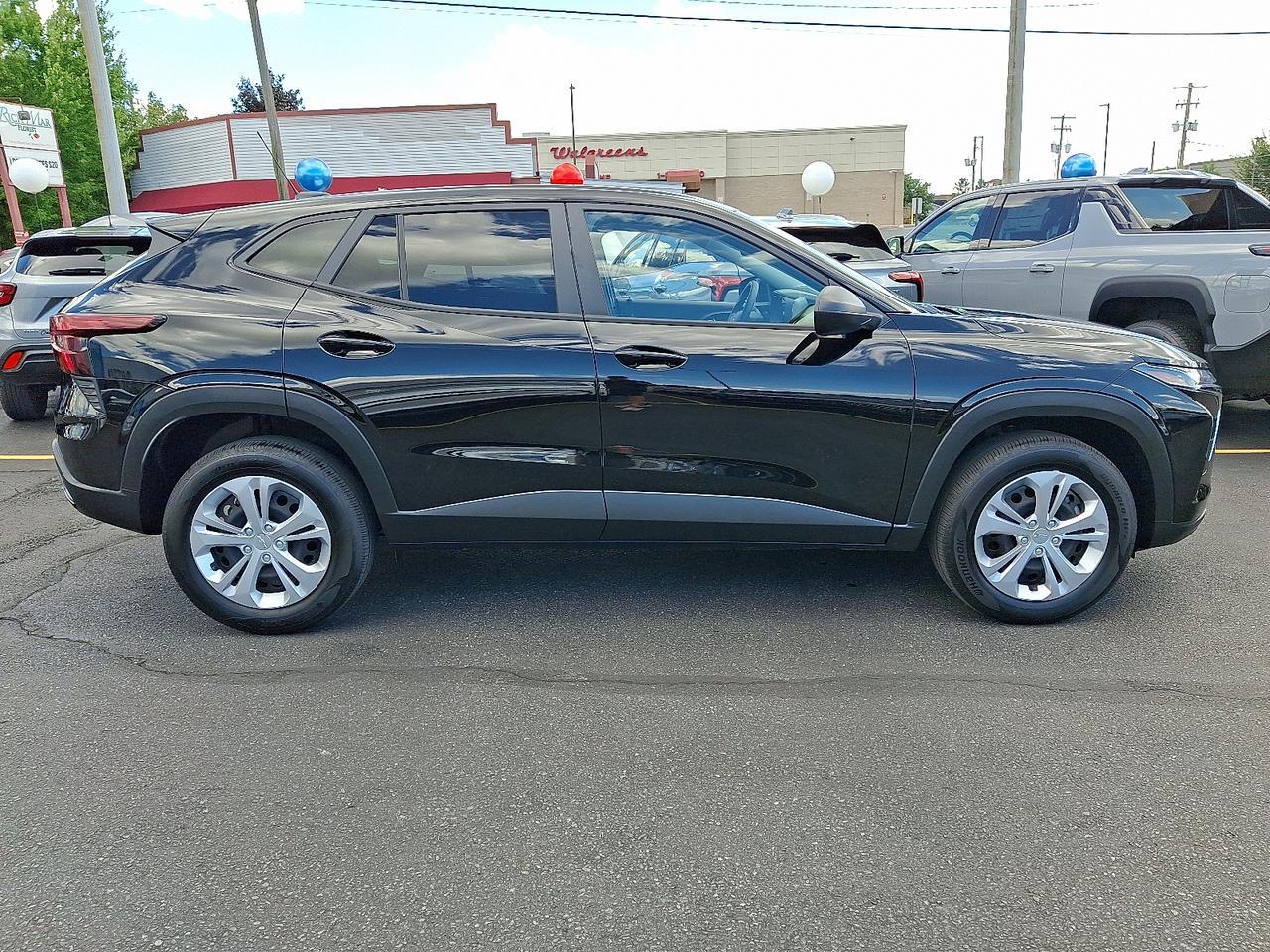 2025 Chevrolet Trax FWD LS Allentown PA