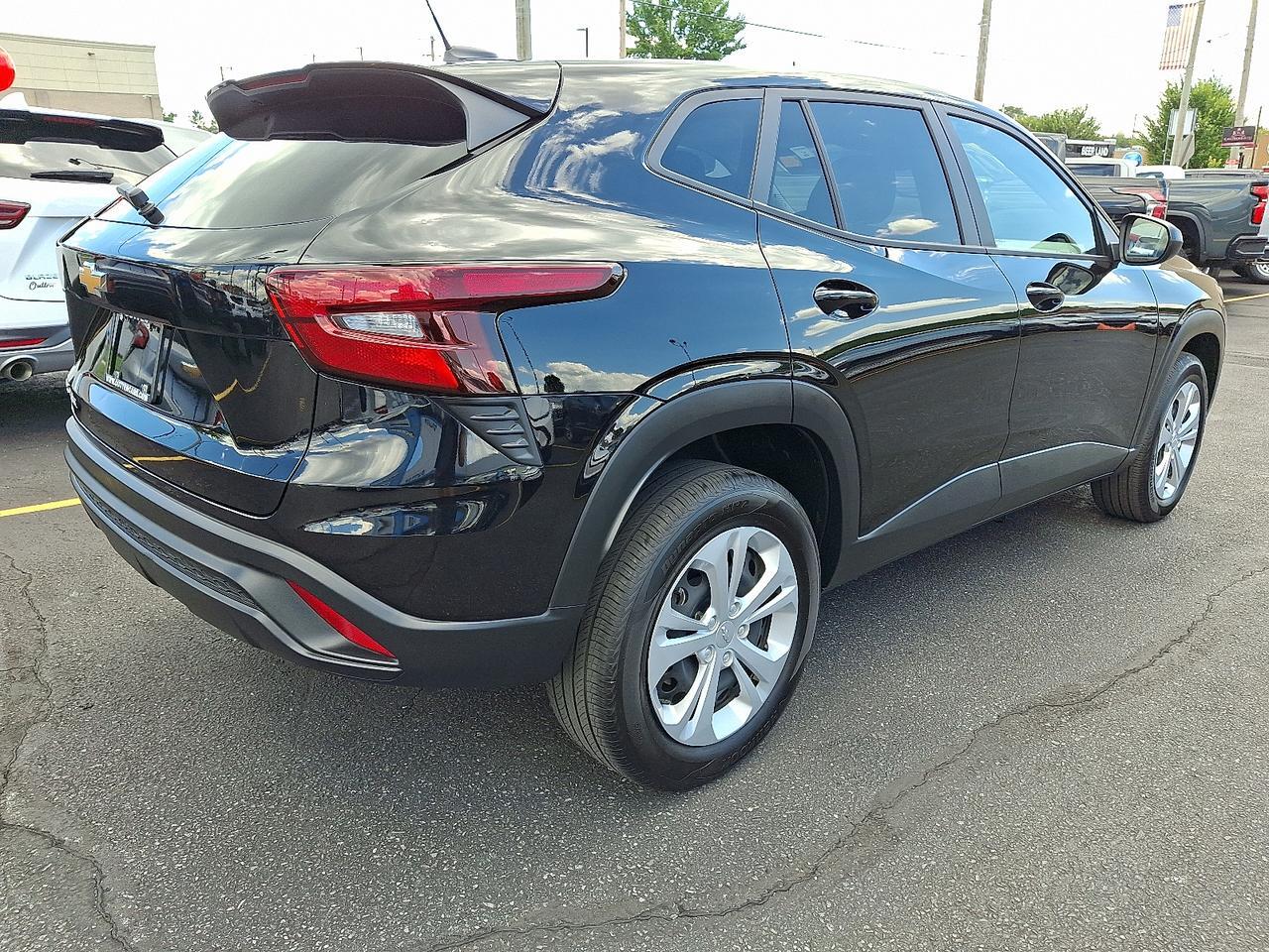 2025 Chevrolet Trax FWD LS Allentown PA