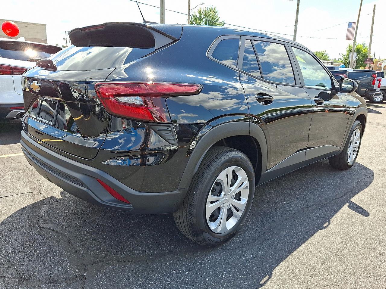 2025 Chevrolet Trax FWD LS Allentown PA