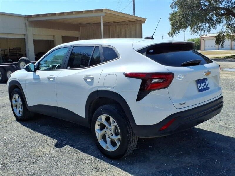 2025 Chevrolet Trax LS Del Rio TX