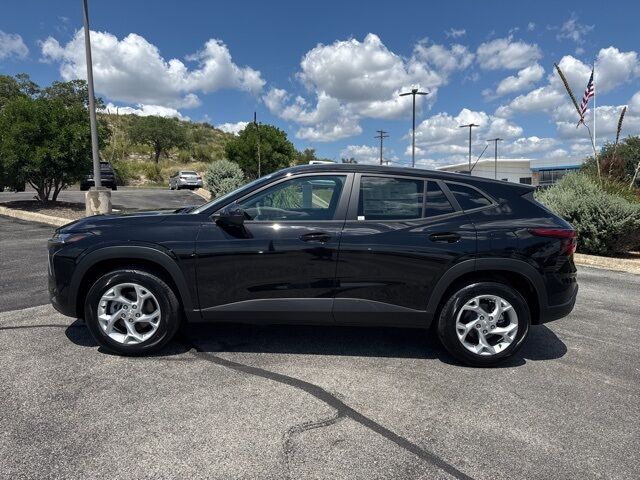2025 Chevrolet Trax LS  TX