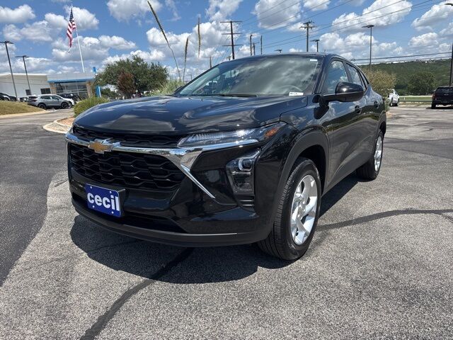 2025 Chevrolet Trax LS  TX