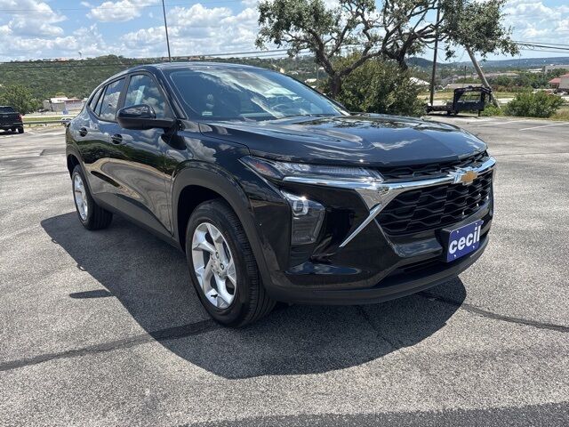 2025 Chevrolet Trax LS  TX