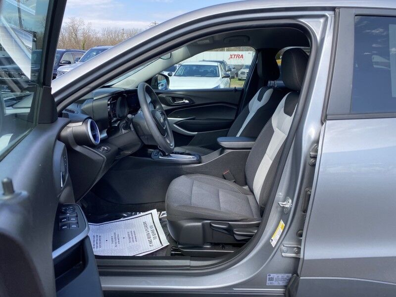 2025 Chevrolet Trax LS Springfield PA