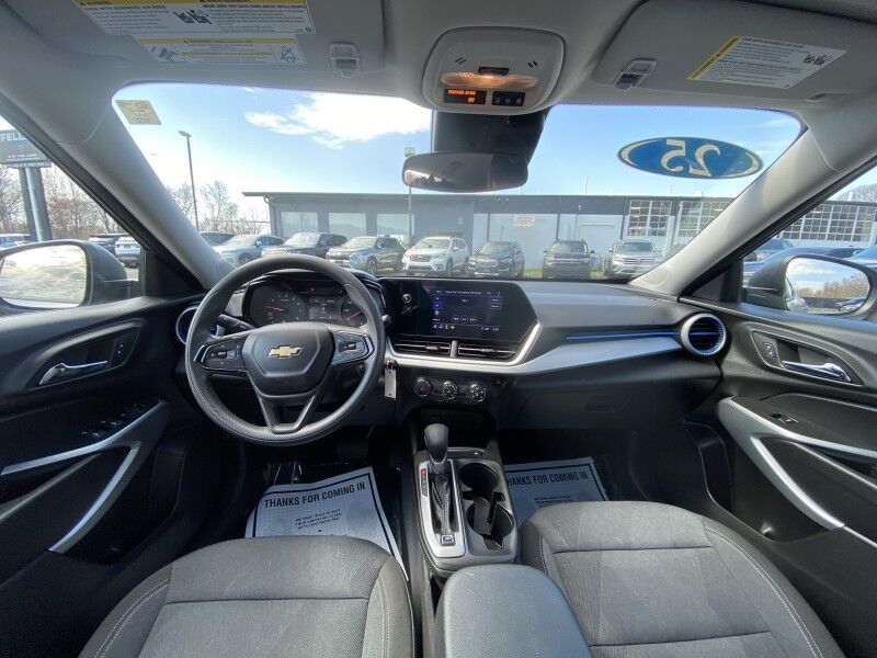 2025 Chevrolet Trax LS Springfield PA