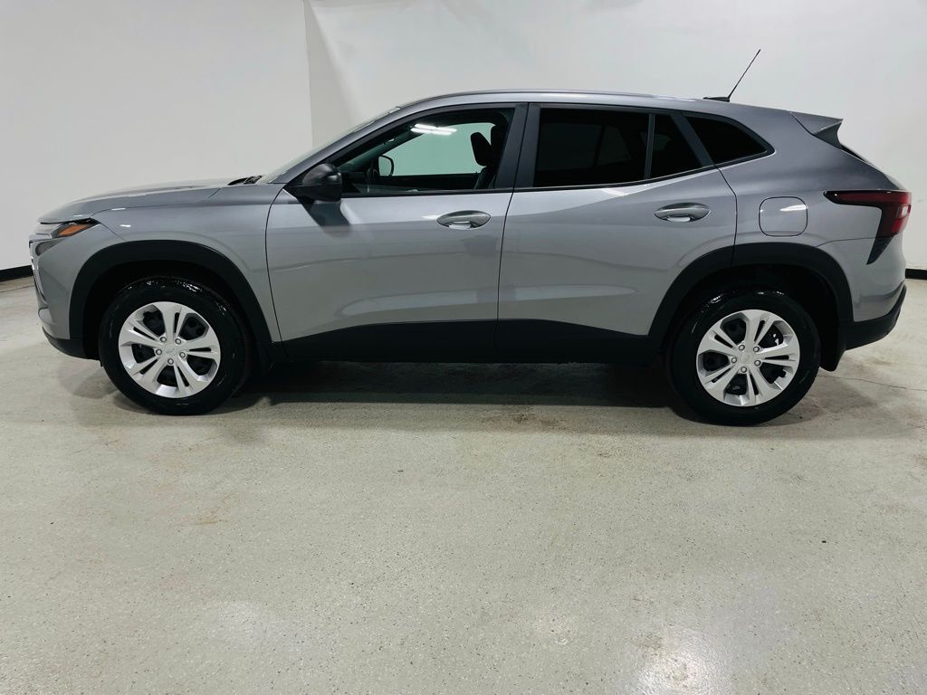 2025 Chevrolet Trax LS Jersey City NJ
