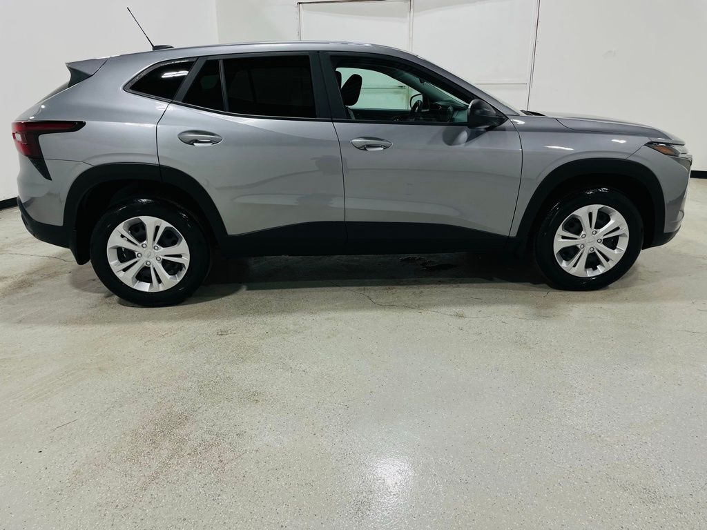 2025 Chevrolet Trax LS Jersey City NJ