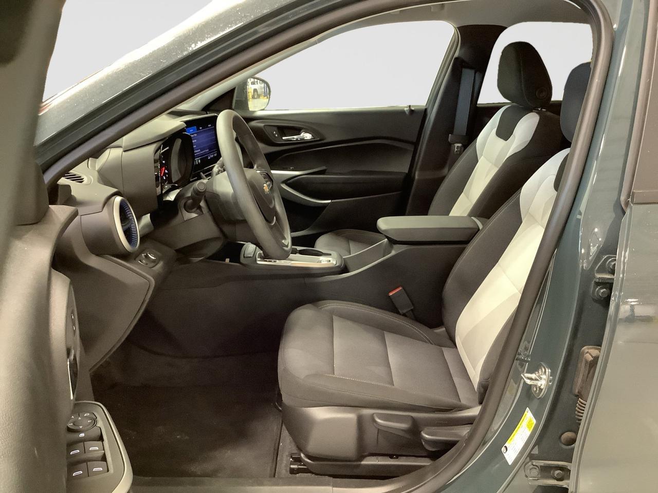 2025 Chevrolet Trax LS New Braunfels TX
