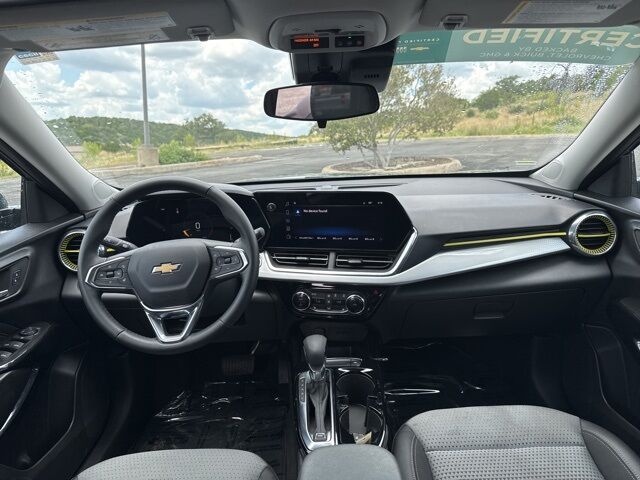 2025 Chevrolet Trax LT  TX