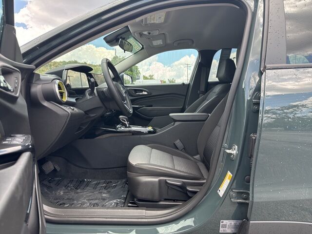 2025 Chevrolet Trax LT  TX