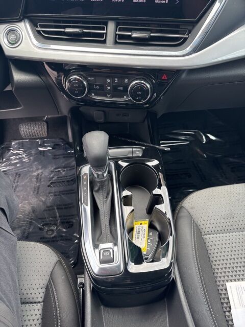 2025 Chevrolet Trax LT  TX