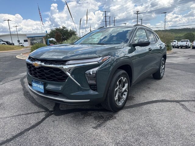 2025 Chevrolet Trax LT  TX
