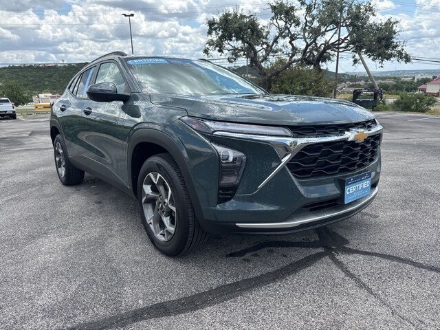 2025 Chevrolet Trax LT  TX