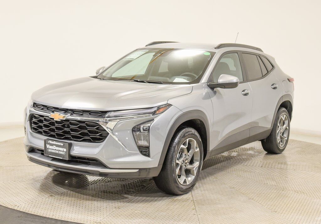 2025 Chevrolet Trax LT Akron OH