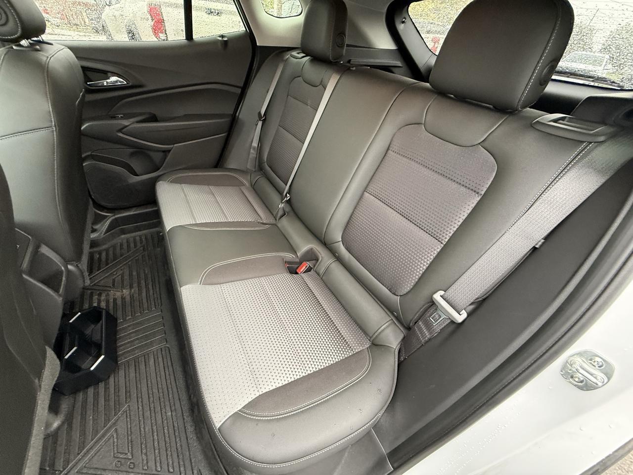 2025 Chevrolet Trax LT Crestwood KY