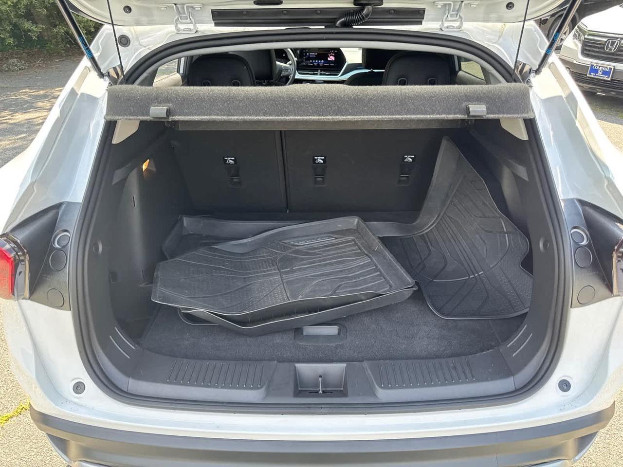 2025 Chevrolet Trax LT Dartmouth MA