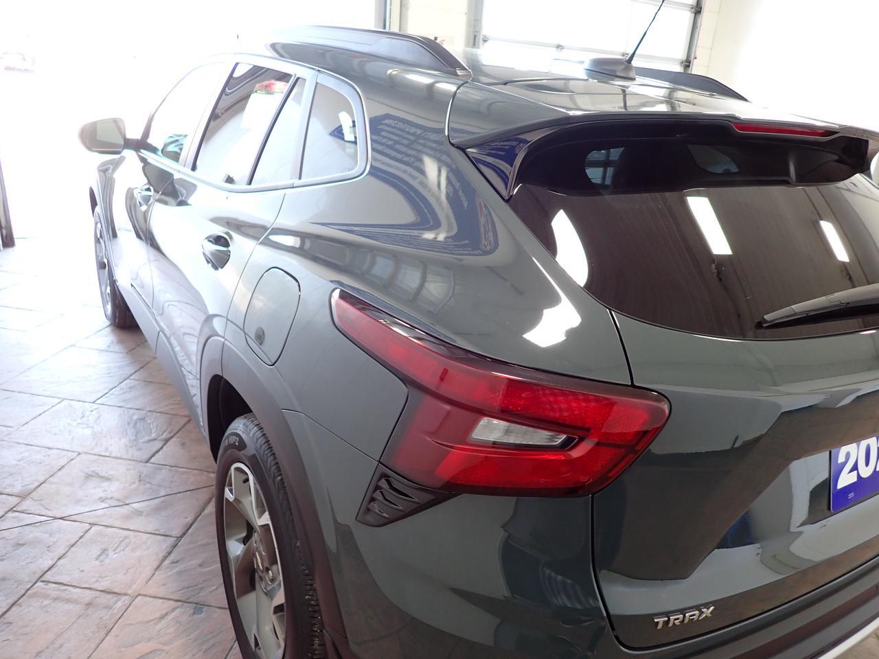 2025 Chevrolet Trax LT FWD 4DR Listowel ON