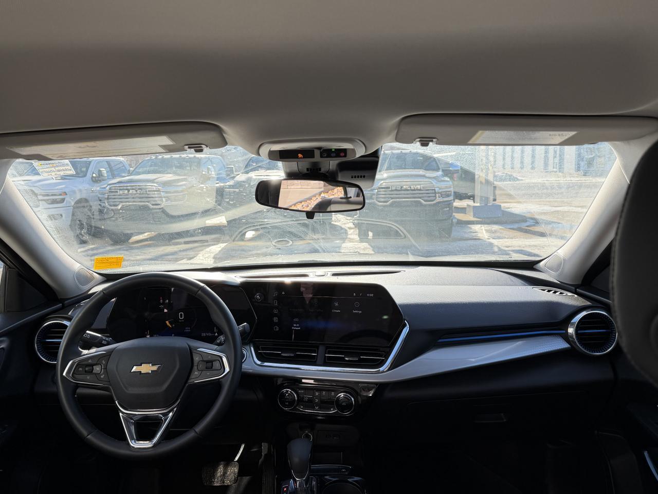 2025 Chevrolet Trax LT FWD SUV | Low KMs | 11IN Touchscreen | Heated Seats | Remote Start | Backup Camera Redwater AB