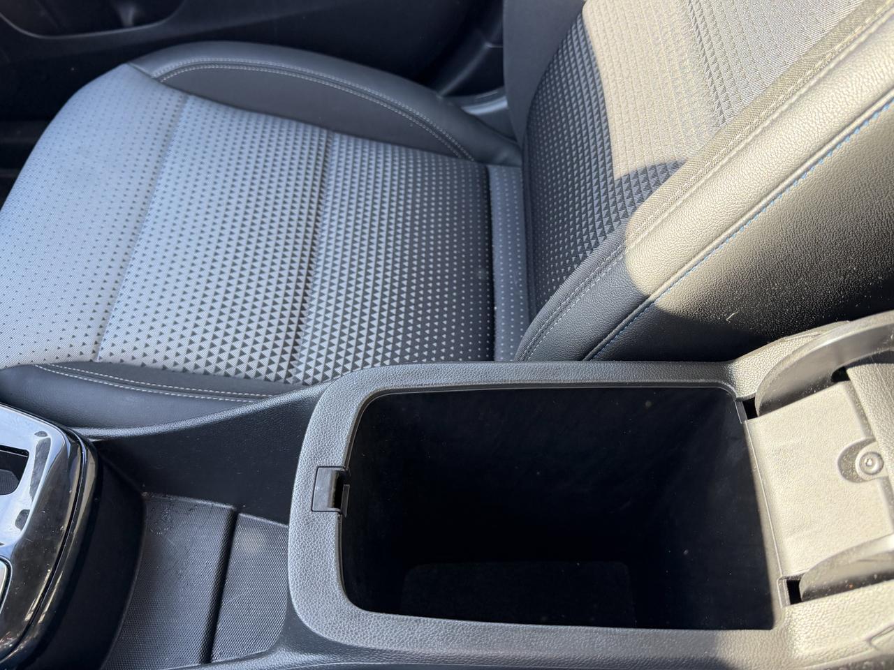 2025 Chevrolet Trax LT FWD SUV | Low KMs | 11IN Touchscreen | Heated Seats | Remote Start | Backup Camera Redwater AB