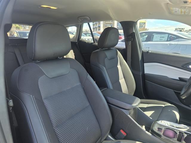 2025 Chevrolet Trax LT Seaside CA