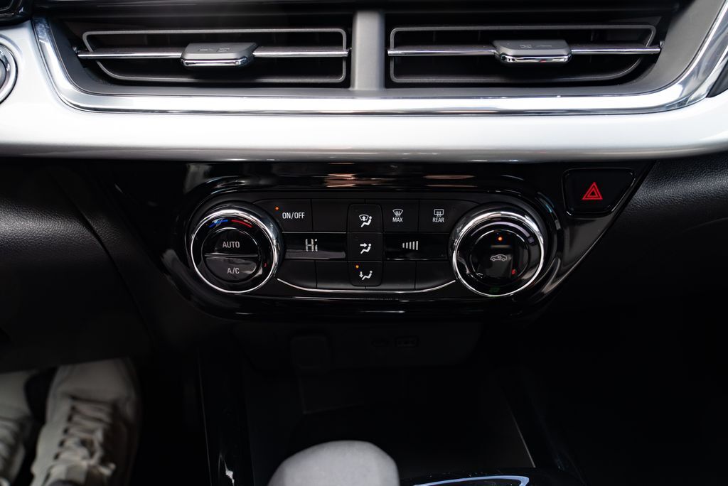 2025 Chevrolet Trax LT Milwaukie OR