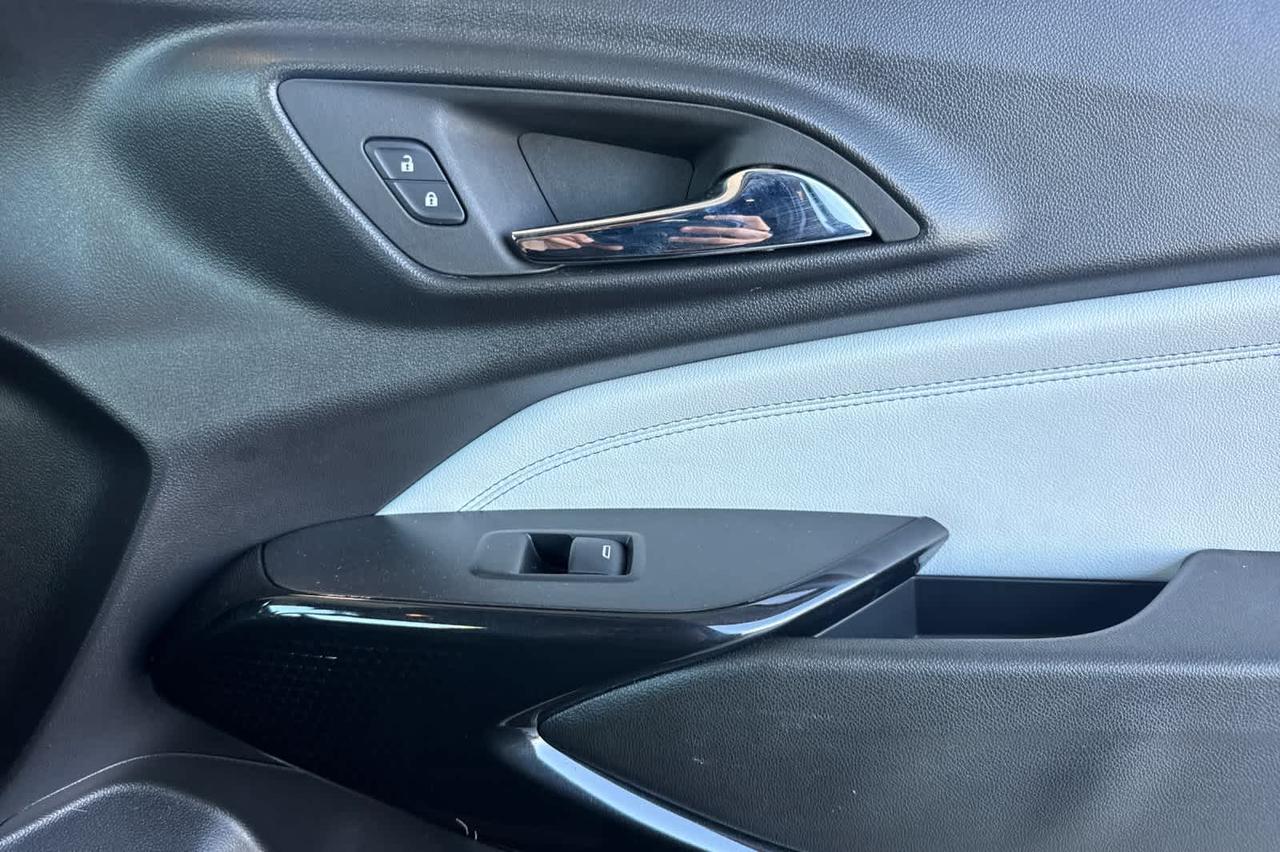 2025 Chevrolet Trax LT Roseville CA