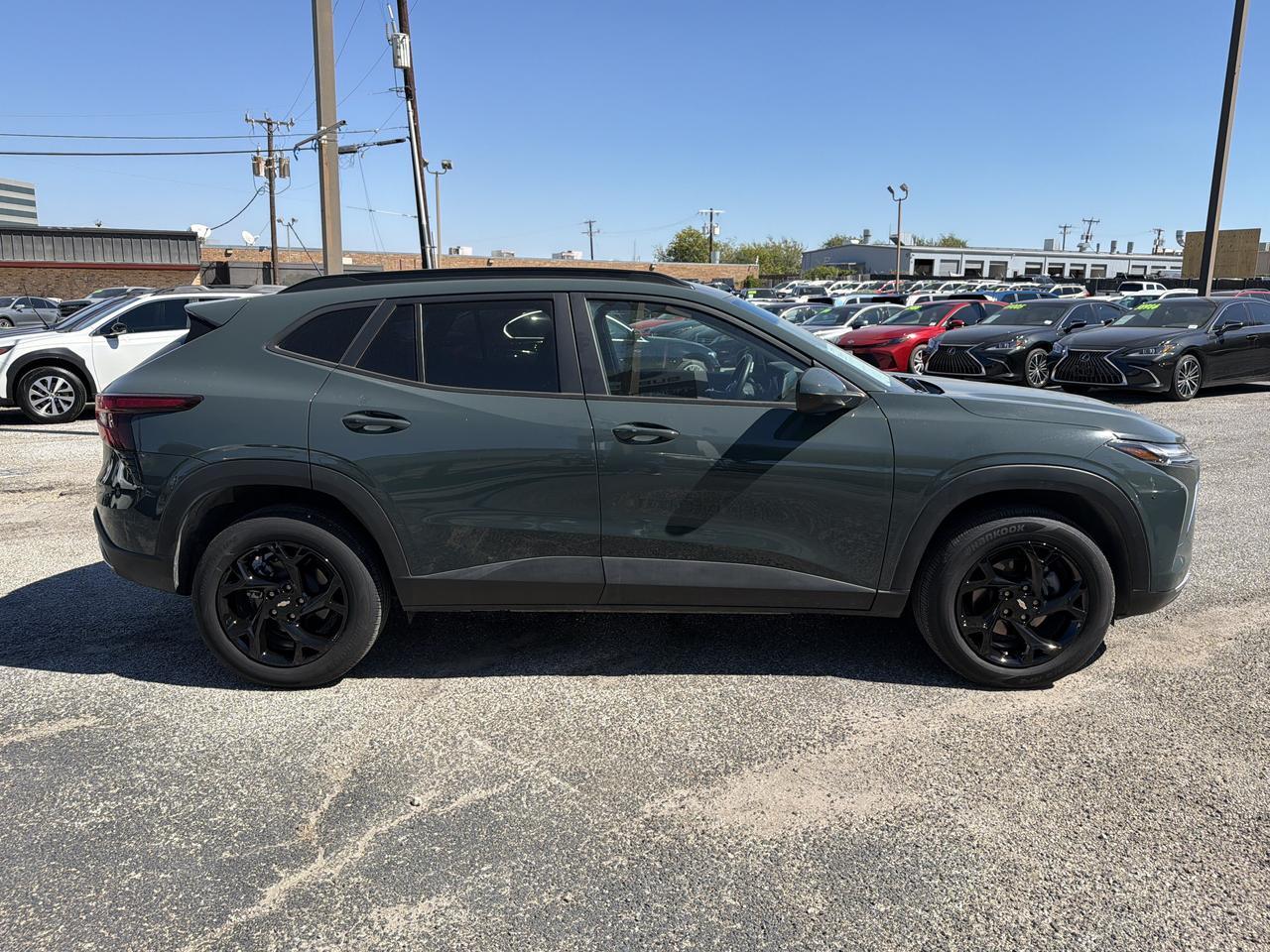 2025 Chevrolet Trax LT
