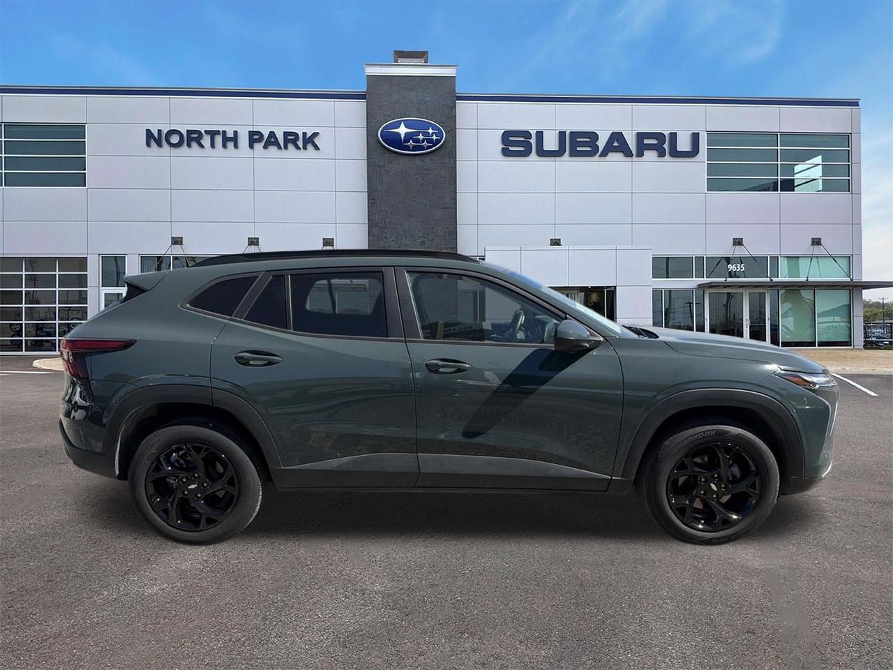 2025 Chevrolet Trax LT