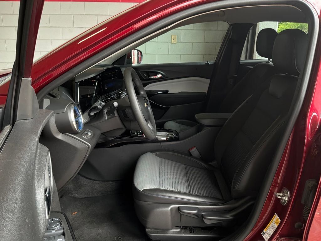 2025 Chevrolet Trax LT San Antonio TX
