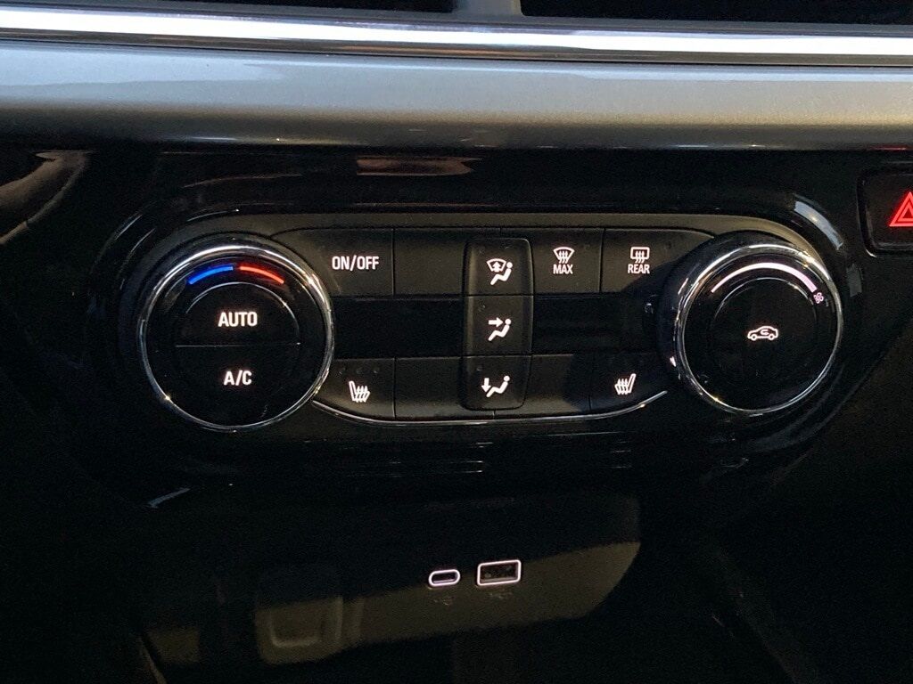 2025 Chevrolet Trax LT San Antonio TX