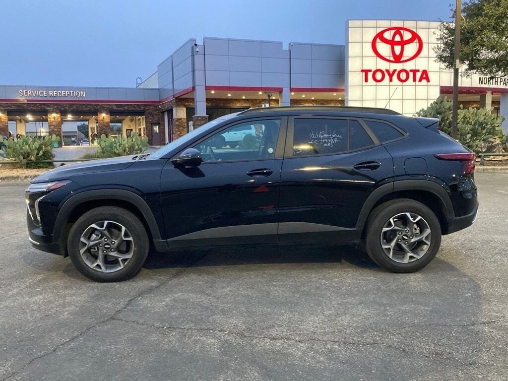 2025 Chevrolet Trax LT San Antonio TX