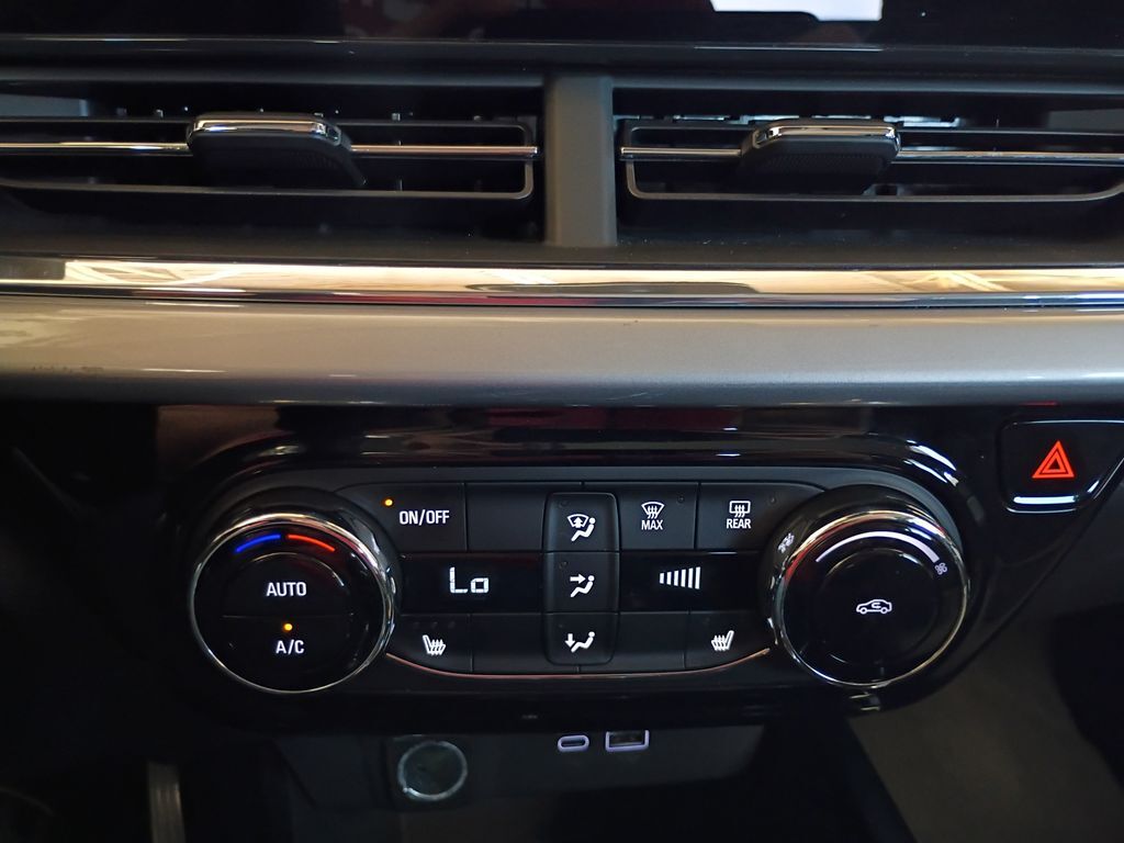 2025 Chevrolet Trax LT San Antonio TX