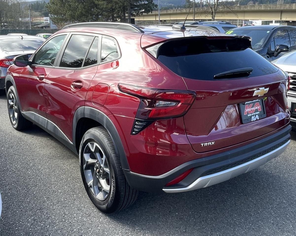 2025 Chevrolet Trax LT Sport Utility 4D Port Orchard WA
