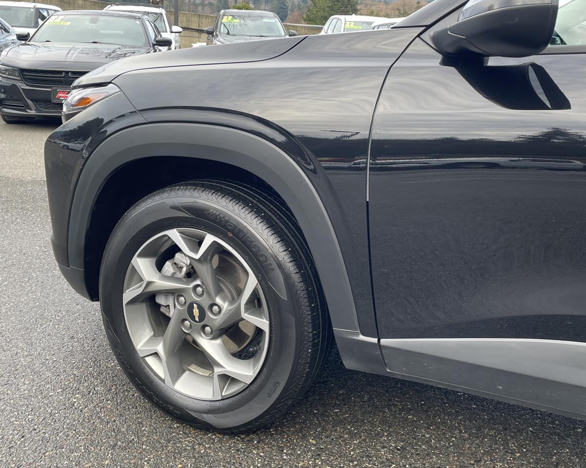 2025 Chevrolet Trax LT Sport Utility 4D