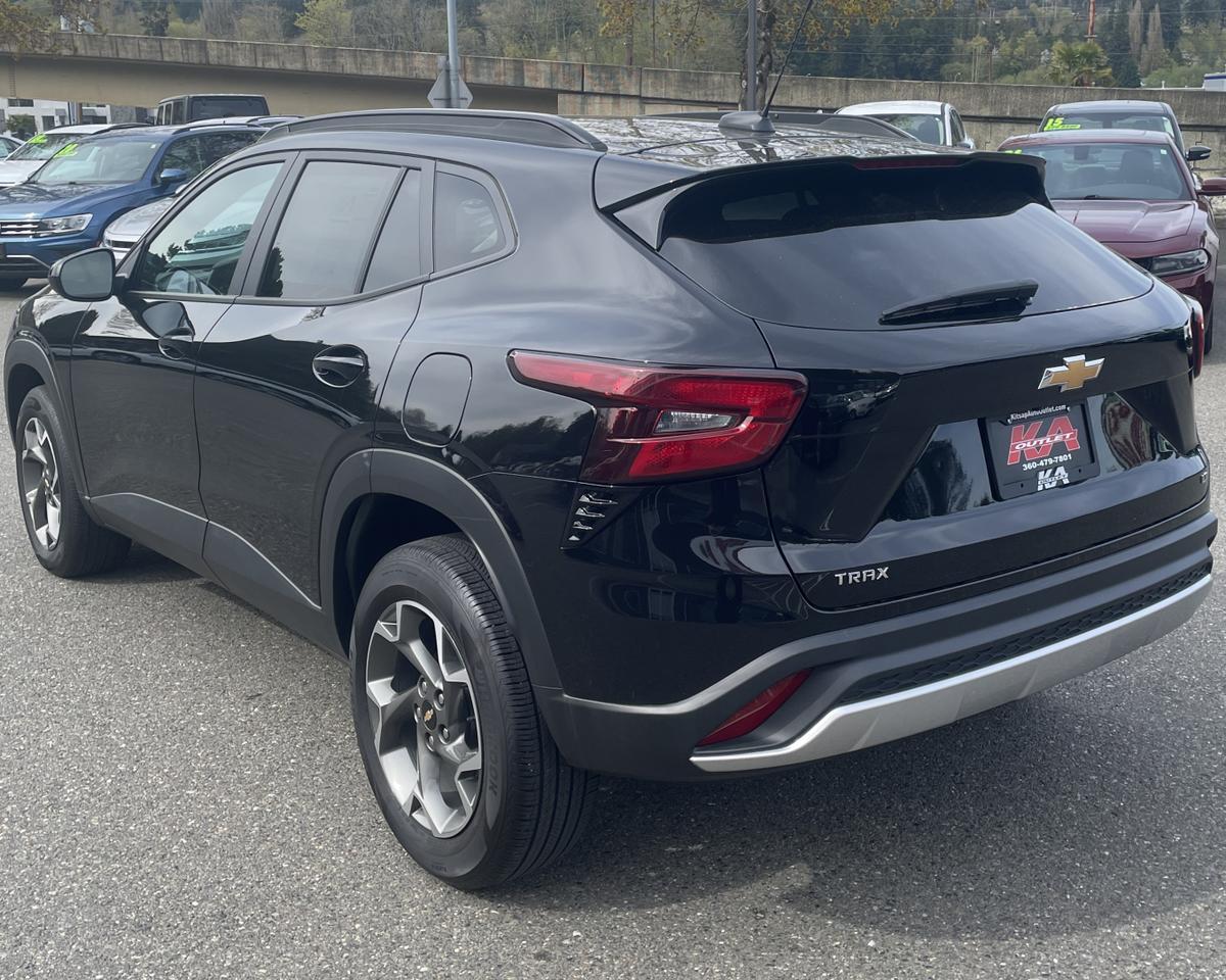 2025 Chevrolet Trax LT Sport Utility 4D Port Orchard WA