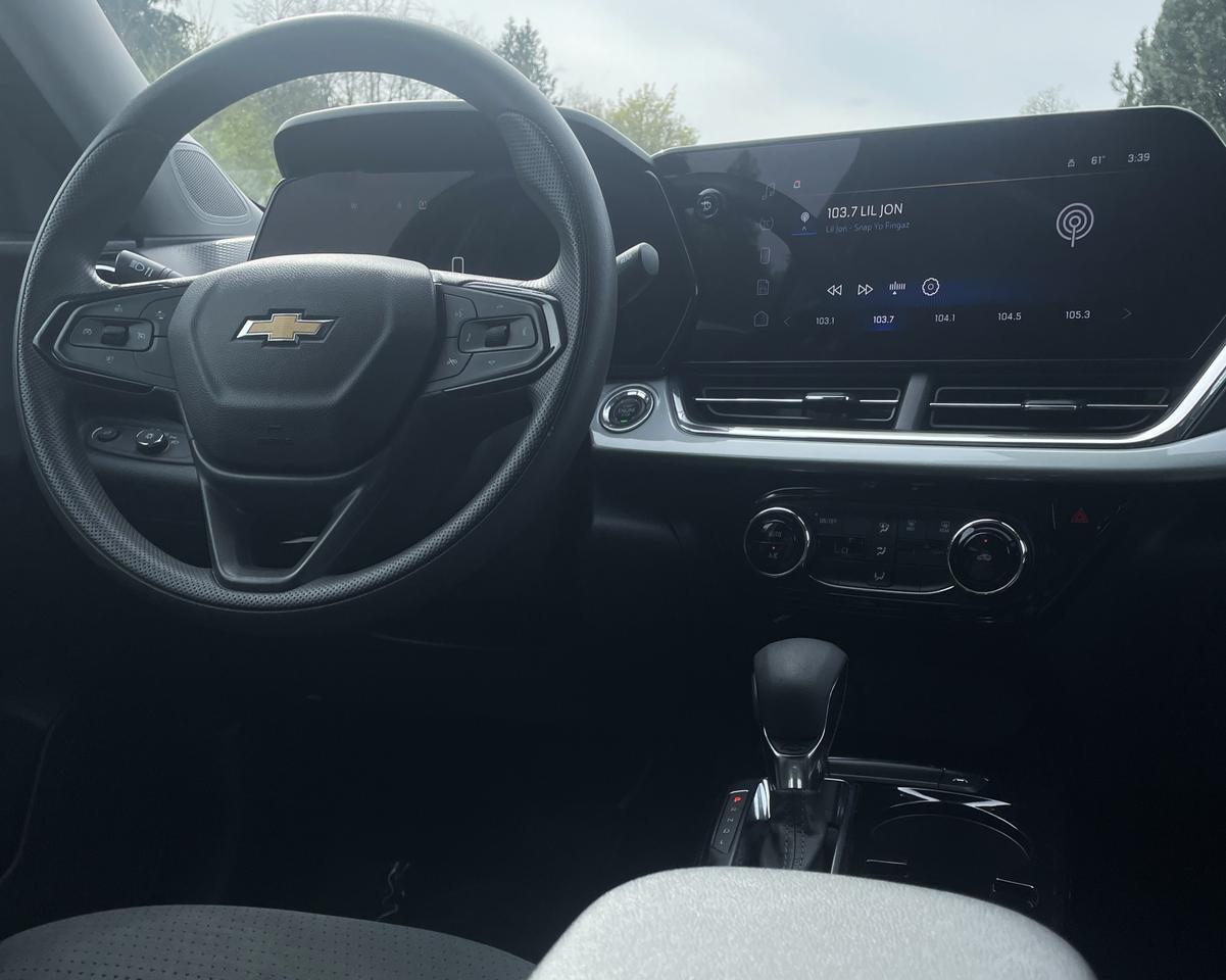 2025 Chevrolet Trax LT Sport Utility 4D Port Orchard WA