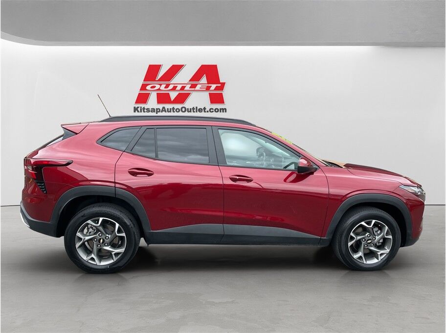 2025 Chevrolet Trax LT Sport Utility 4D Port Orchard WA
