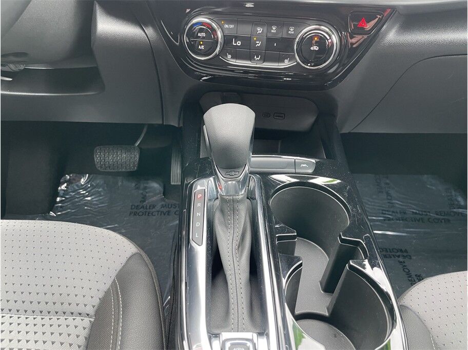 2025 Chevrolet Trax LT Sport Utility 4D Port Orchard WA