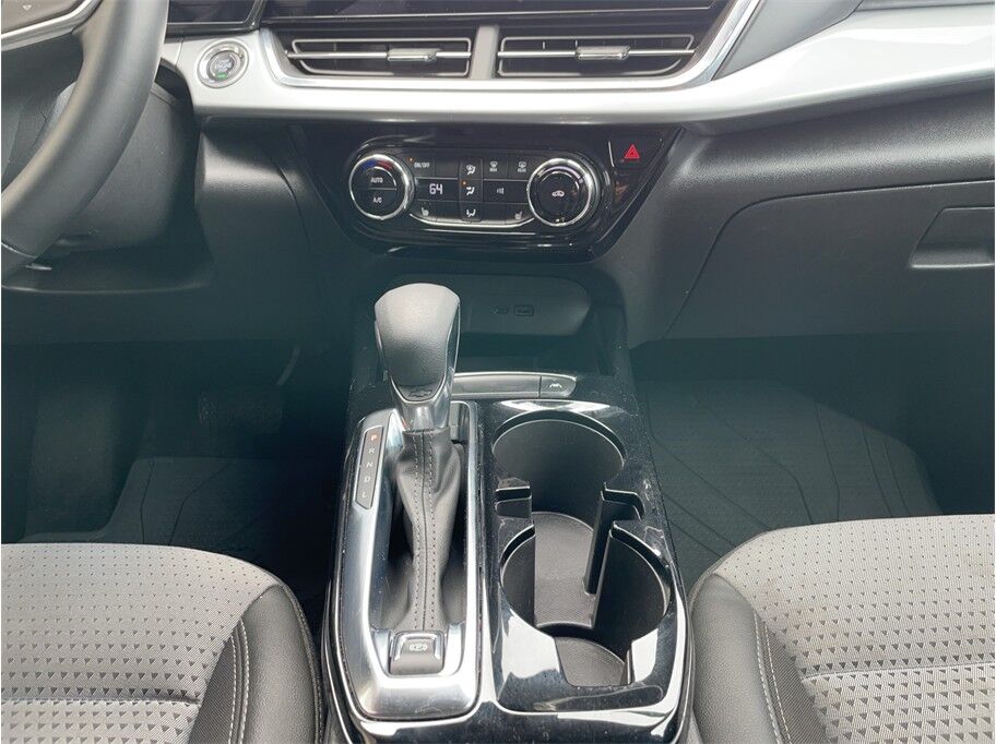 2025 Chevrolet Trax LT Sport Utility 4D Port Orchard WA