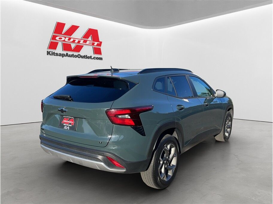 2025 Chevrolet Trax LT Sport Utility 4D