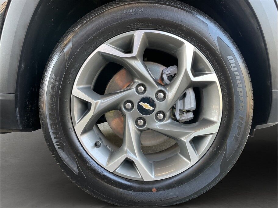 2025 Chevrolet Trax LT Sport Utility 4D Port Orchard WA