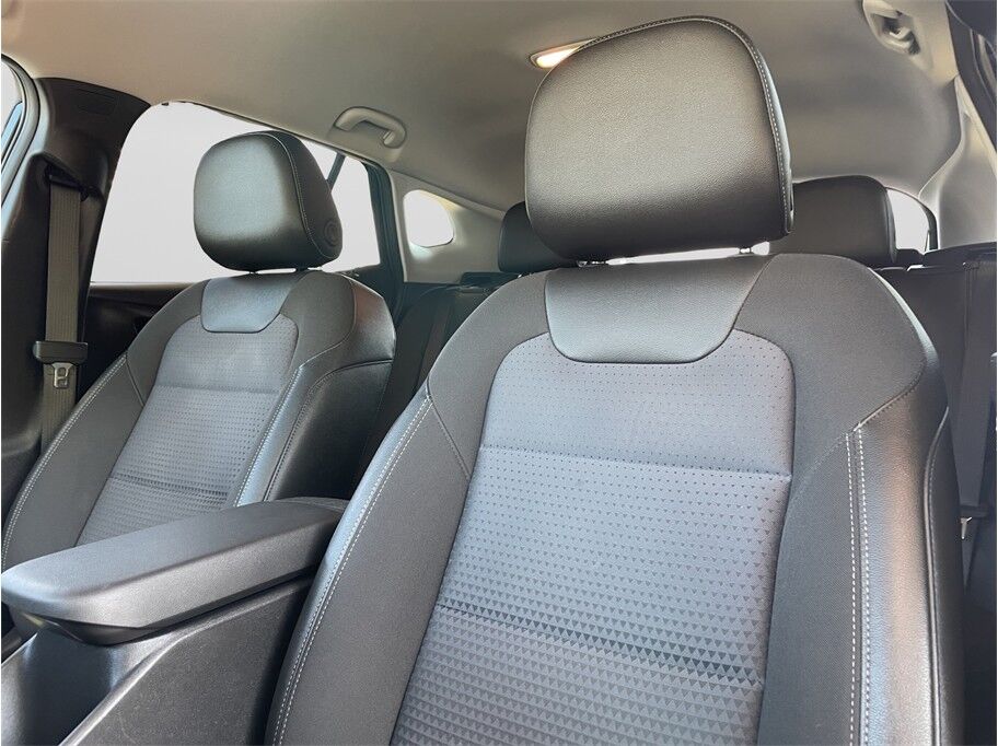 2025 Chevrolet Trax LT Sport Utility 4D Port Orchard WA