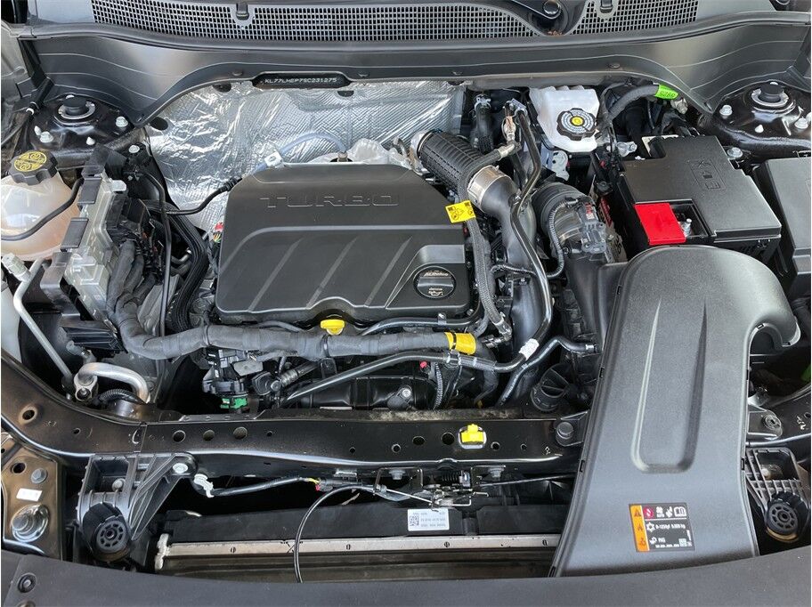 2025 Chevrolet Trax LT Sport Utility 4D Port Orchard WA