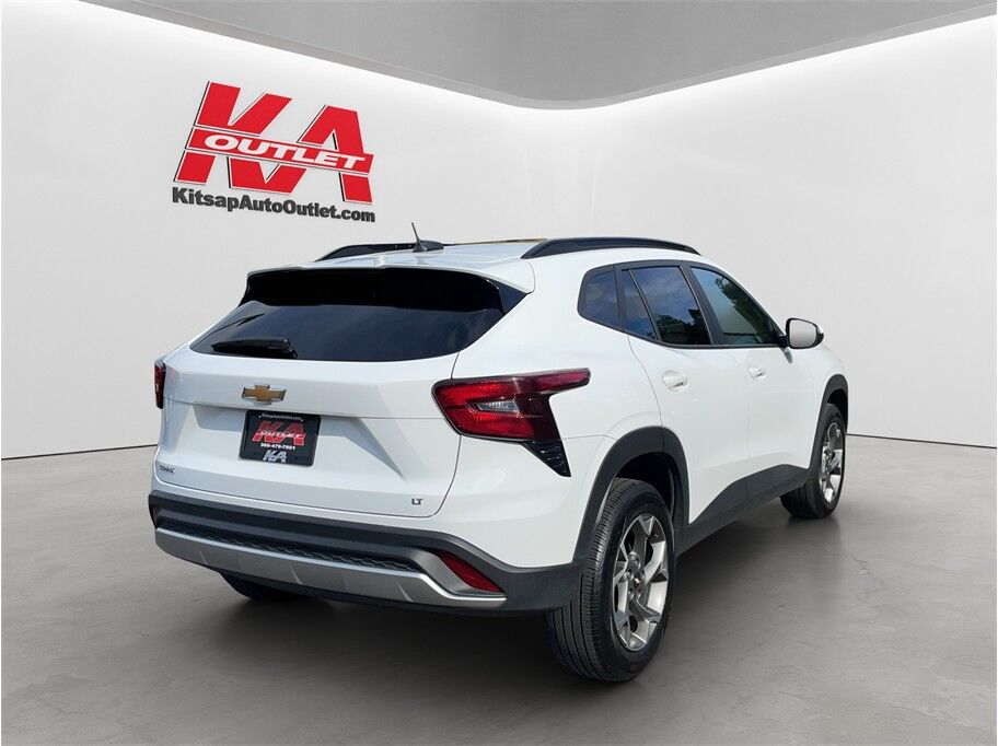 2025 Chevrolet Trax LT Sport Utility 4D