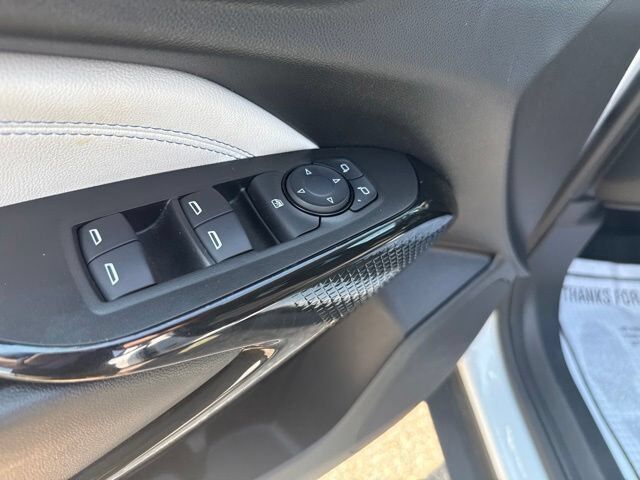 2025 Chevrolet Trax LT Carbondale IL