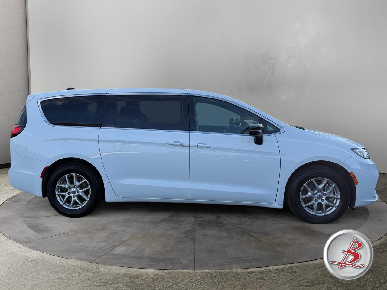 2025 Chrysler PACIFICA Select Salt Lake City UT