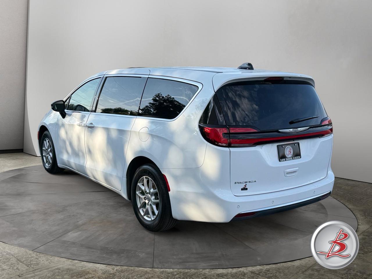 2025 Chrysler PACIFICA Select Salt Lake City UT